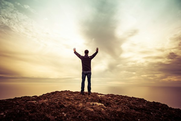 Praising God in the Storm: Understanding how he fights